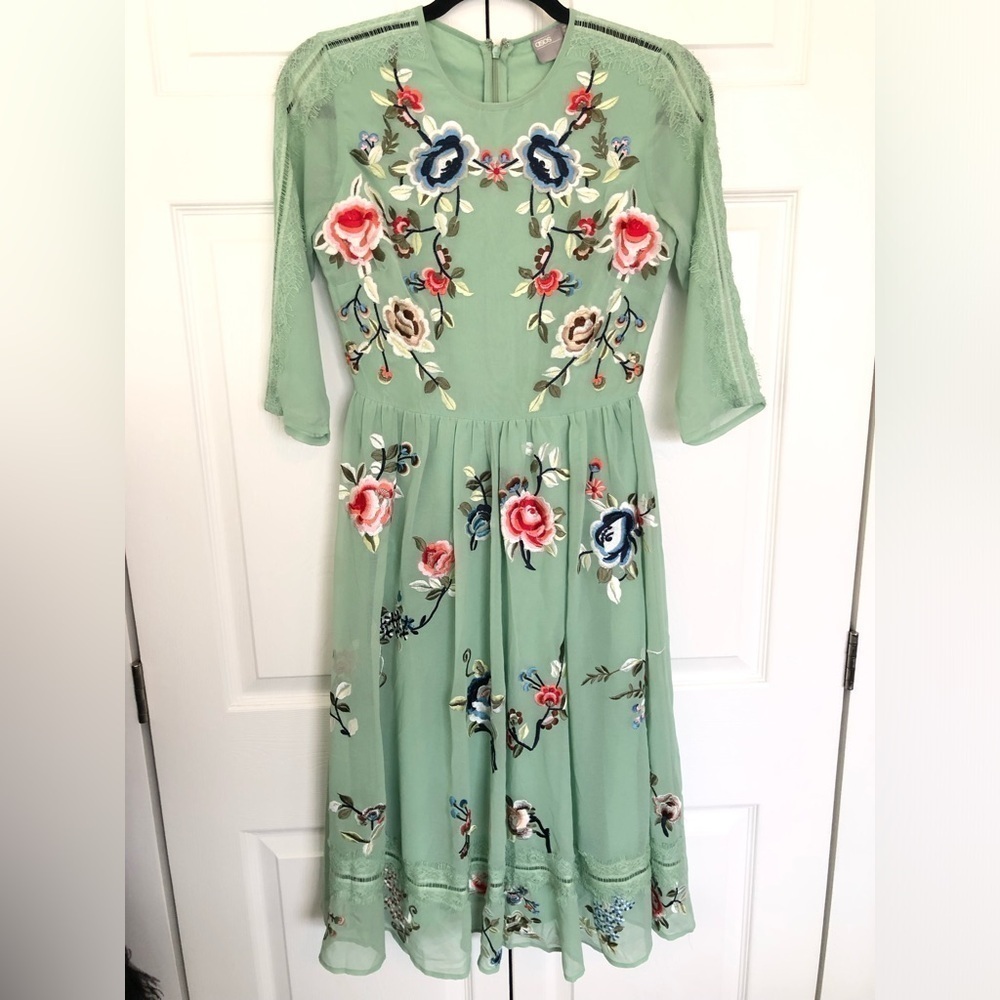 Sea Foam Green ASOS Embroidered Dress Size US 4